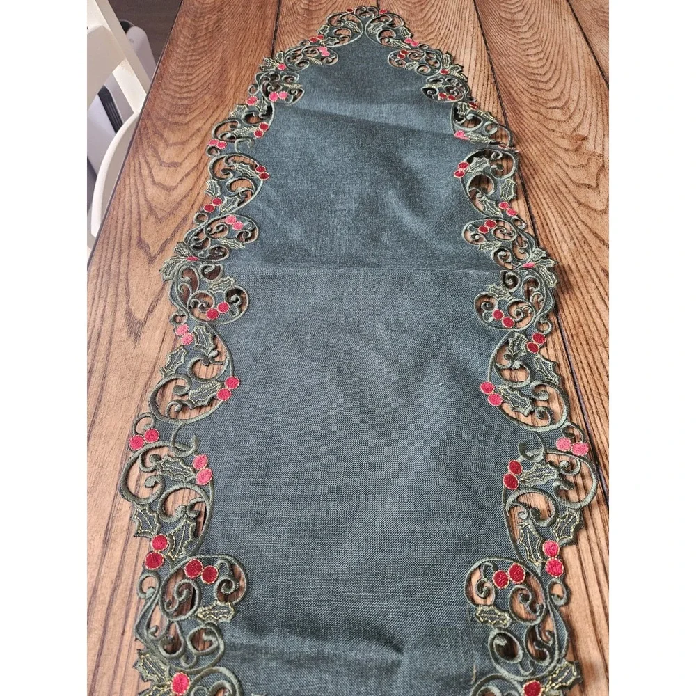 Christmas Holly Green Embroidered Cutout Table Runner 36 Inch Holiday Decor